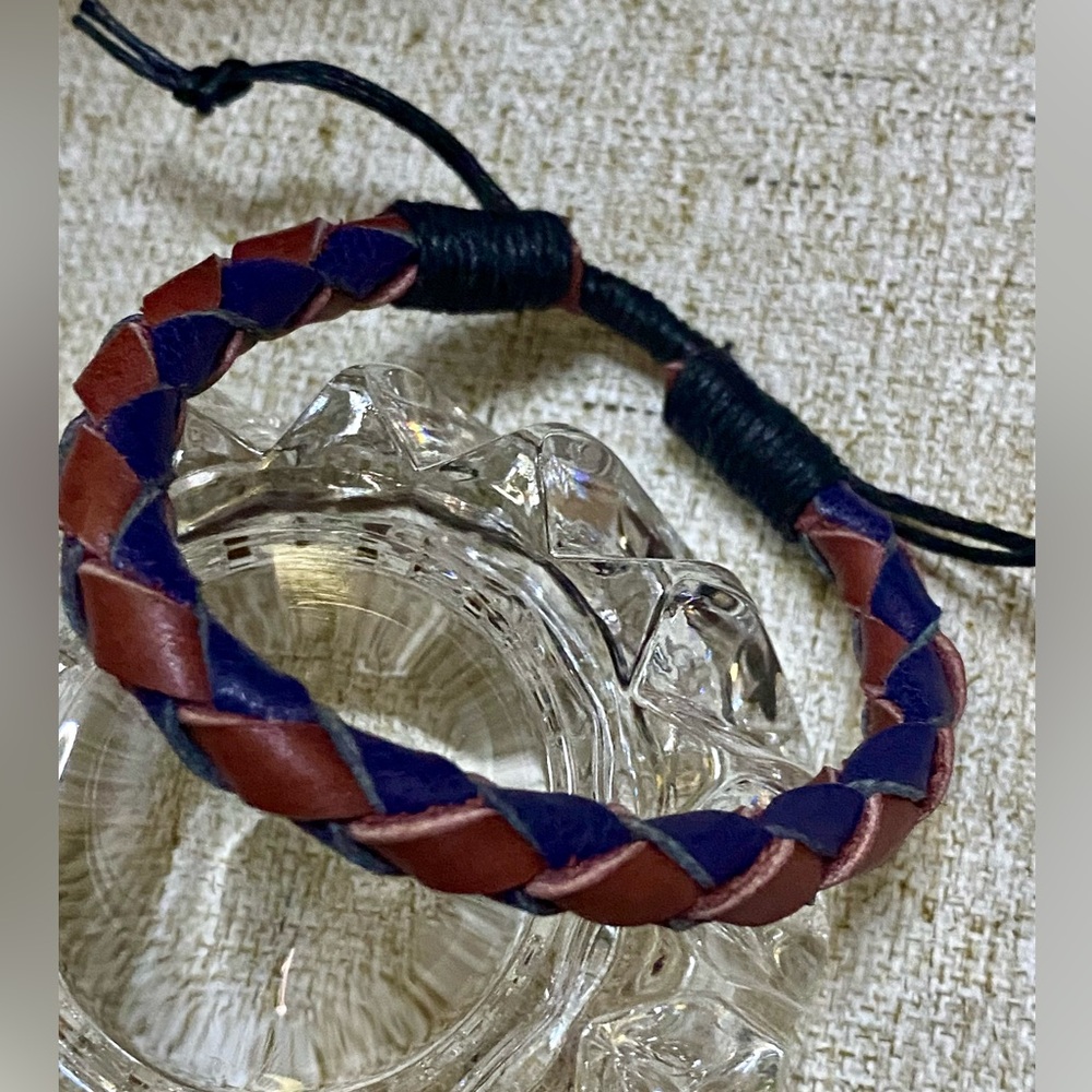 ‼️2 ITALY GENUINE LEATHER BRACELETS, excellent condition,NWT‼️ - Picture 4 of 14